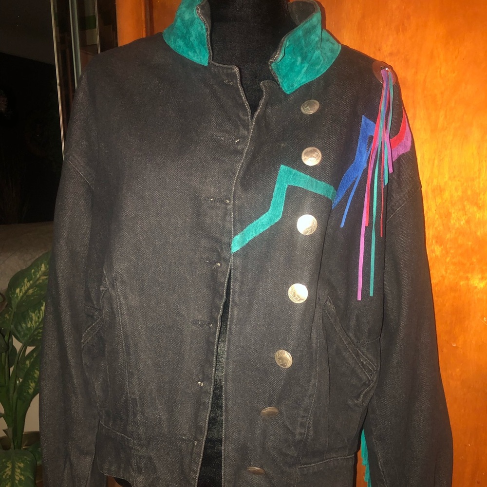 Blk denim jacket,suede fringes.